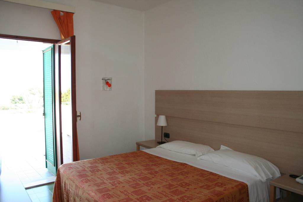 Costa Tiziana Hotel Village Crotone Habitación foto